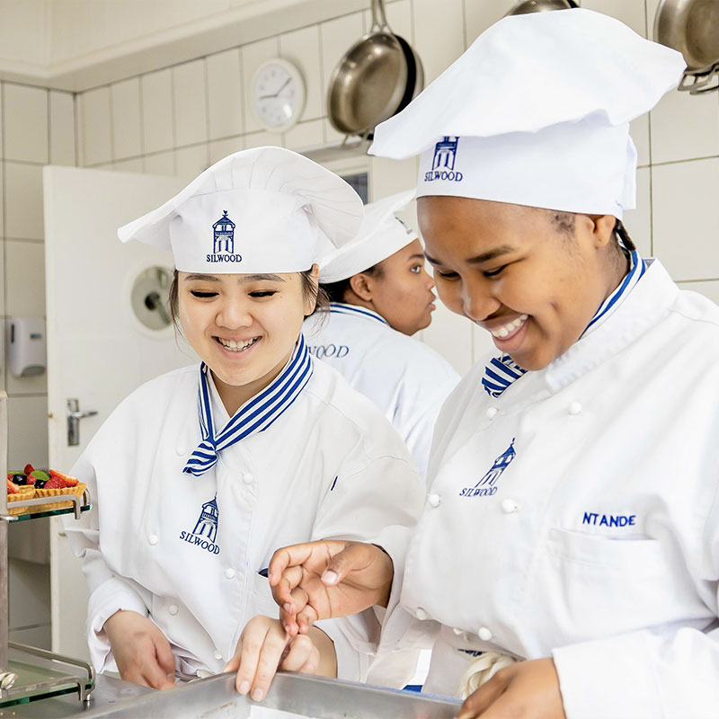 The-Silwood-School-of-Cookery-students-enjoying-cooking-lessons